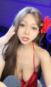 What's the name of this pornstar?