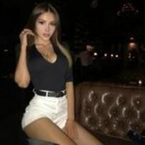 What's the name of this pornstar?