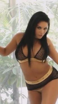 What's the name of this pornstar?