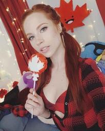 What's the name of this pornstar?