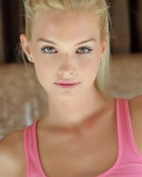 Franziska Facella https://www.elitebabes.com/francesca-flesh-for-fantasy/