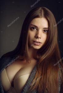 What's the name of this pornstar?