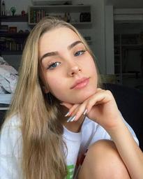 Sofia Kouzak. https://www.instagram.com/sofiakouzak/?hl=en