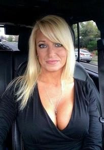 What's the name of this pornstar?