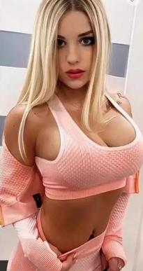 What's the name of this pornstar?