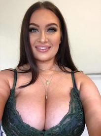 MelissaElegantSeductivegoddess   https://namethatpornstar.com/thread/4282851
