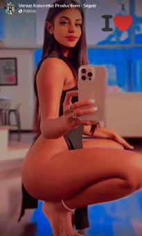 What's the name of this pornstar?