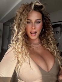 Logan Valerie (aka Logan Reese) - https://www.babepedia.com/babe/Logan_Reese