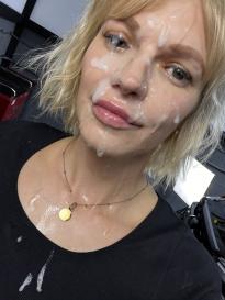 What's the name of this pornstar?