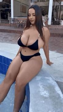 Fake face (with AI). Original is Isa Gomez ------ https://www.reddit.com/r/Femmes_nues/comments/1hqd4jx/at_the_beach/?show=original ---------- https://www.babepedia.com/babe/Isa_Gomez ---------- https://x.com/luvisaxo --------- https://www.instagram.com/issagmez/ -------- https://www.instagram.com/saimarathor_67/reel/DFhift3vbYo/ ---------- https://www.facebook.com/reel/1259345305172047