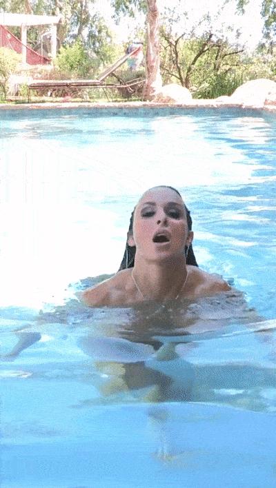 Holly Halston 