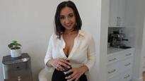 What's the name of this pornstar?