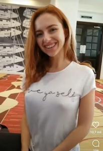What's the name of this pornstar?