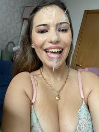 What's the name of this pornstar?