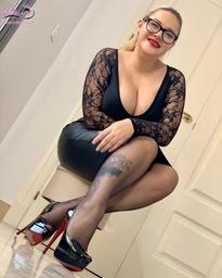 Dolly Fox