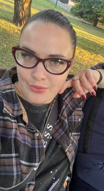 What's the name of this pornstar?