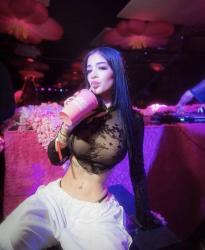 What's the name of this pornstar?