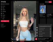 What's the name of this pornstar?