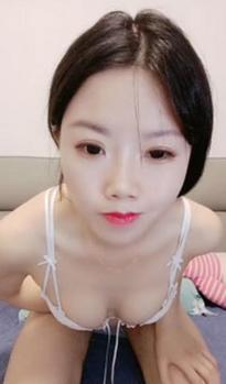 What's the name of this pornstar?
