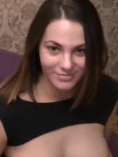 Who is she ? Amateur ? Big tits