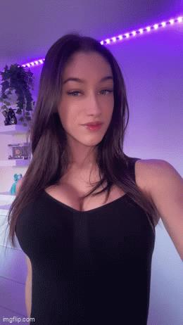 What's the name of this pornstar?