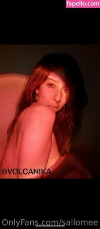 What's the name of this pornstar?