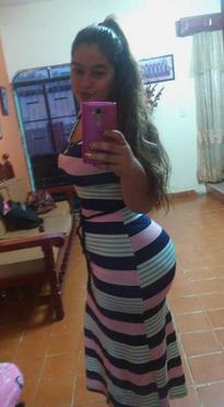 Whats her name??!!?? Cual es su nombre?