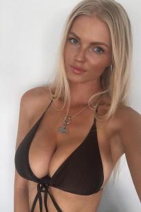 @ziennasonne black bikini - Google Search
https://www.google.com/search?q=%40ziennasonne+black+bikini&tbm=isch&ved=2ahUKEwiZlrnVmJH2AhXCmWoFHXkjDRQQ2-cCegQIABAA&oq=%40ziennasonne+black+bikini&gs_lcp=CgNpbWcQA1D6A1iuImCTJmgAcAB4AIABggGIAfwLkgEDNS45mAEAoAEBqgELZ3dzLXdpei1pbWfAAQE&sclient=img&ei=pLoTYpm0FcKzqtsP-ca0oAE&bih=857&biw=1584&hl=en#imgrc=od2LI8WWytQkvM