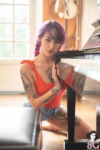 Brisen LeStrange - 
https://www.instagram.com/brisen.the.witch  - 
https://www.suicidegirls.com/girls/brisen/