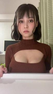 What's the name of this pornstar?