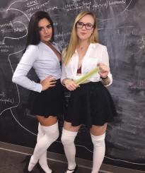 What's the name of this pornstar?