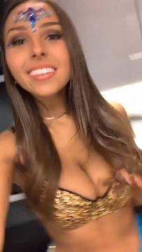 What's the name of this pornstar?