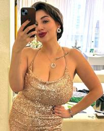 What's the name of this pornstar?