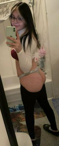 What's the name of this pornstar?