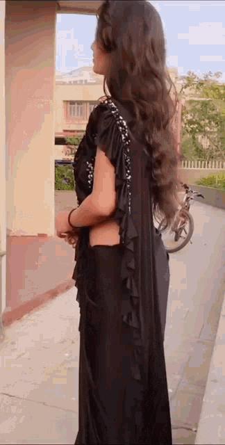 Whats this girl name? Source? Video link?