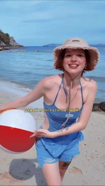 I think this video is from PH but I cant find it