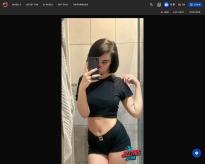 Who is that teen babe?