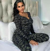 What's the name of this pornstar?