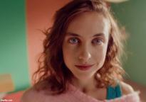 What's the name of this pornstar?