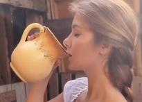 What's the name of this pornstar?