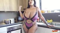 What's the name of this pornstar?