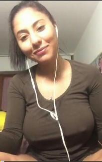 What's the name of this pornstar?
