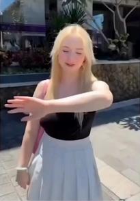 What's the name of this pornstar?