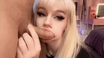 What's the name of this pornstar?