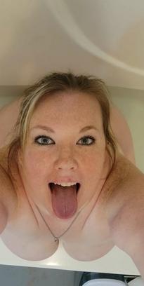 What's the name of this pornstar?