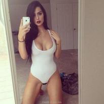 What's the name of this pornstar?