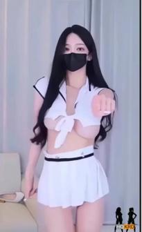 What's the name of this pornstar?