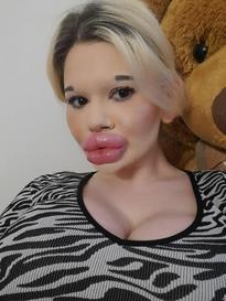 What's the name of this pornstar?