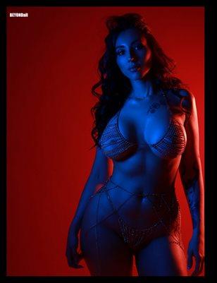 What's the name of this pornstar?