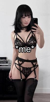 What's the name of this pornstar?